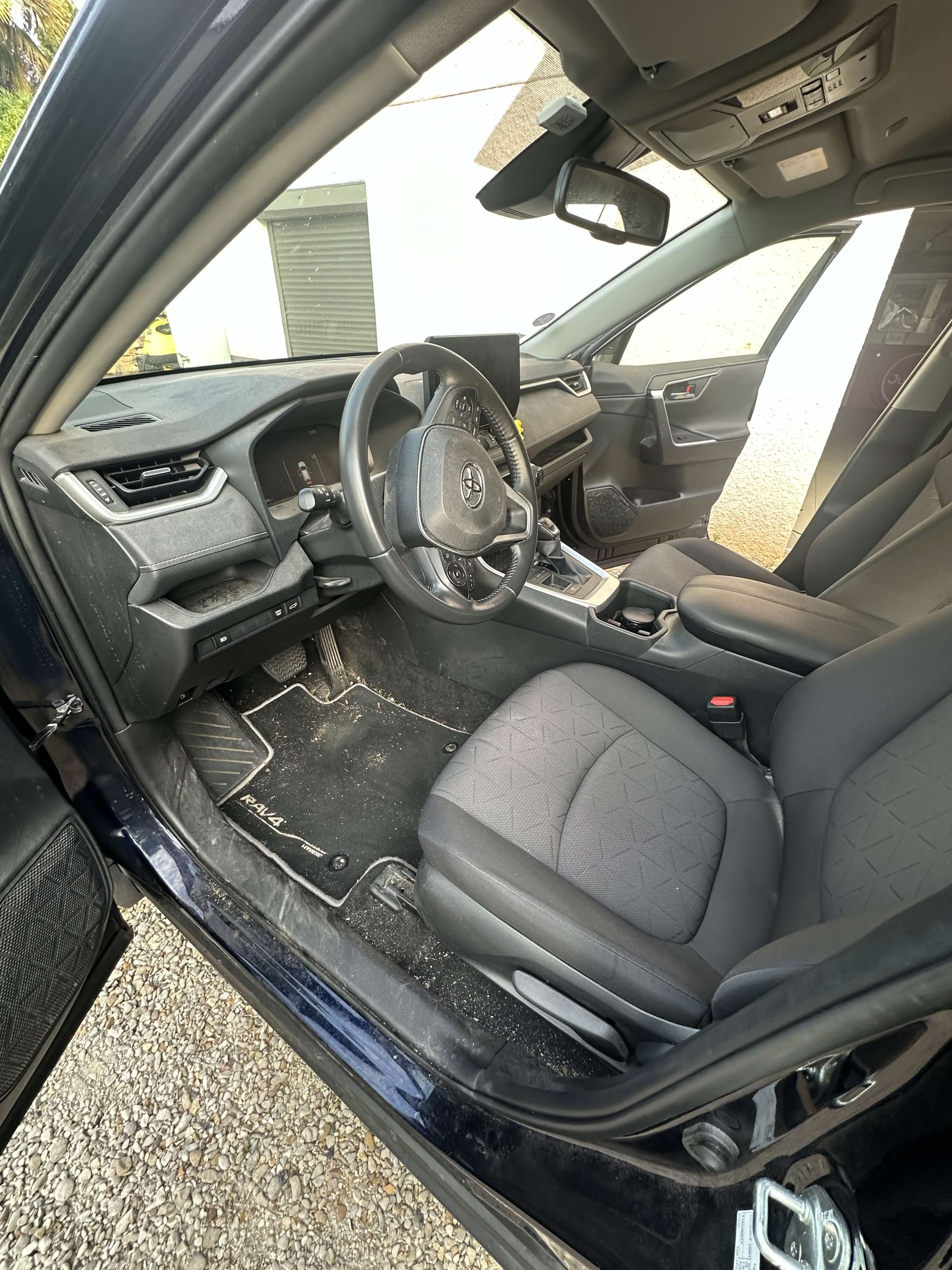 Tapis avant nettoyage